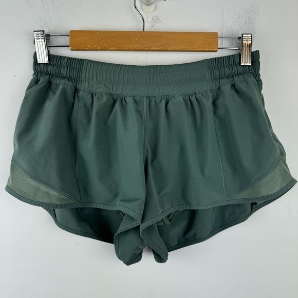 Lululemon Hotty Hot Short II 2.5" Dark Forest Lined Size 10 Athleisure Shorts - Picture 2 of 16